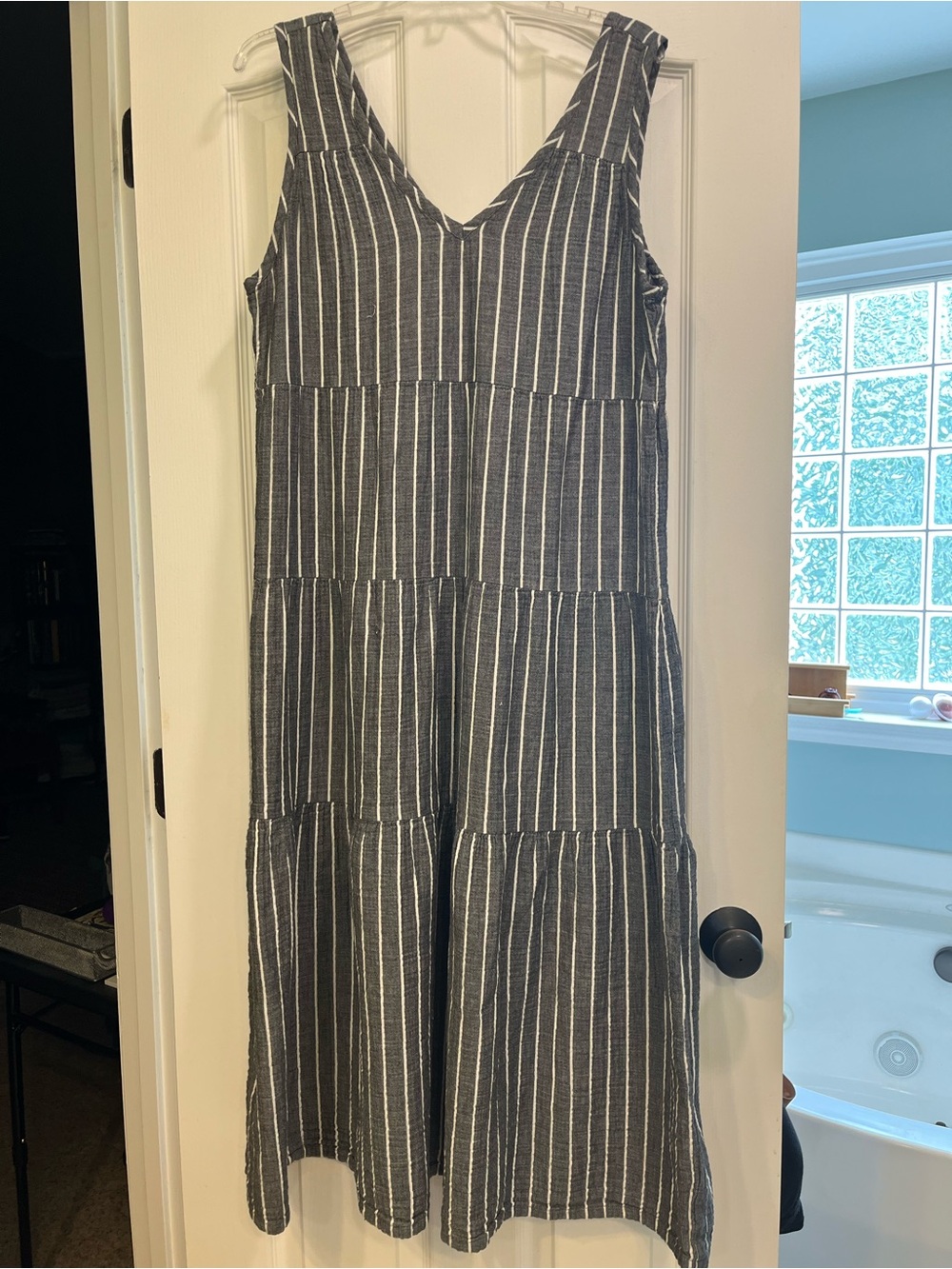 QUINCE Organic Cotton Gauze Maxi Dress Large Black Striped Tiered Sleeveless
